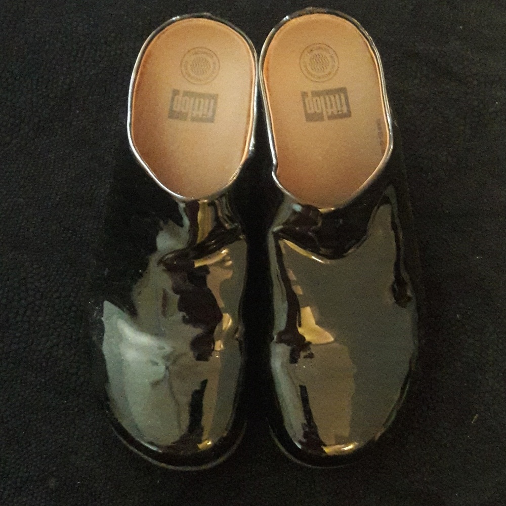 FitFlop Women's slip ons